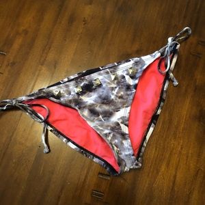 5/20 String Bikini Bottoms, Size Large